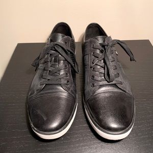 Kenneth Cole Tennis Shoes